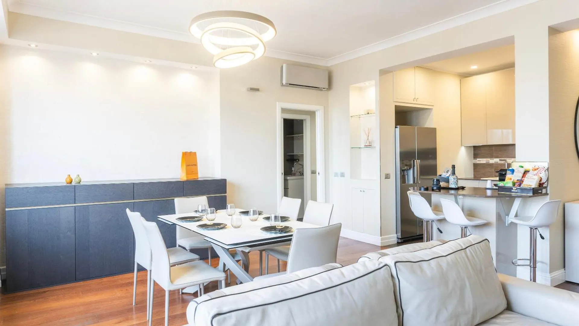 Vivilo Collection - Magna Grecia 29 View Apartment Rome