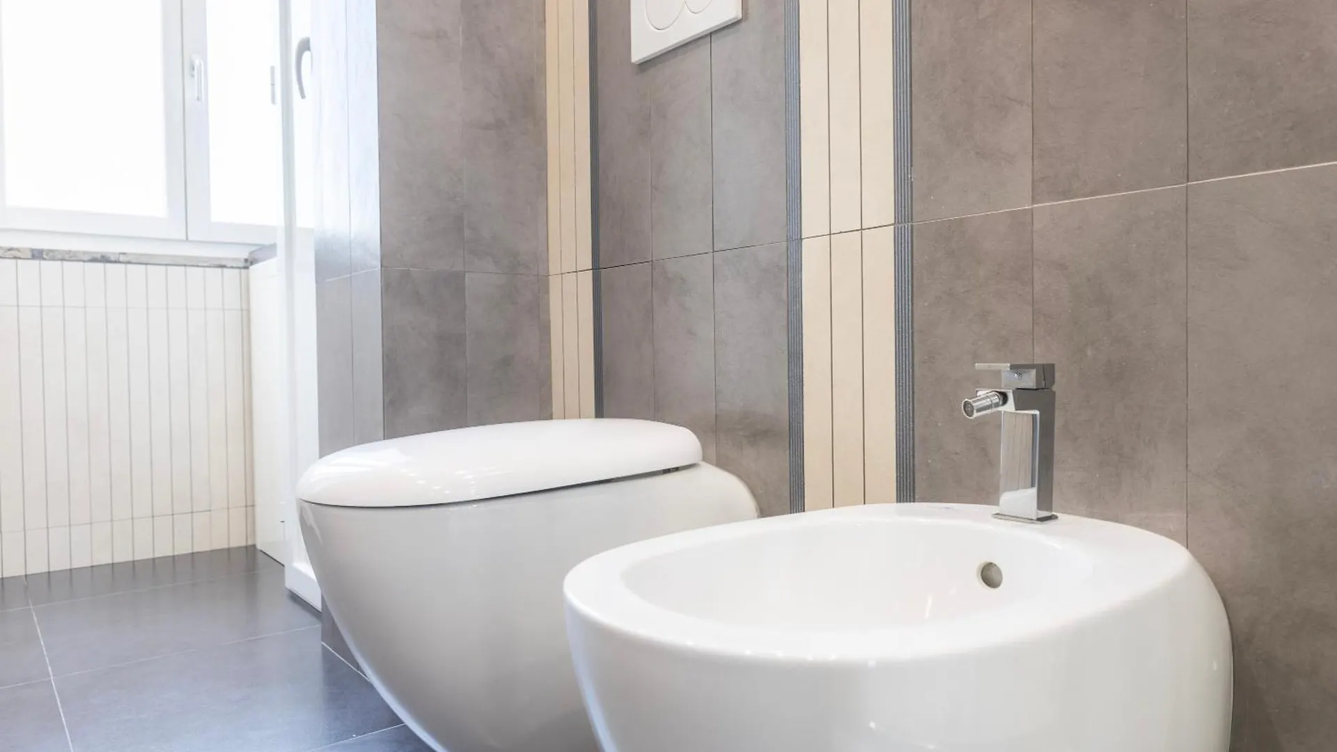 Vivilo Collection - Magna Grecia 29 View Apartment Rome